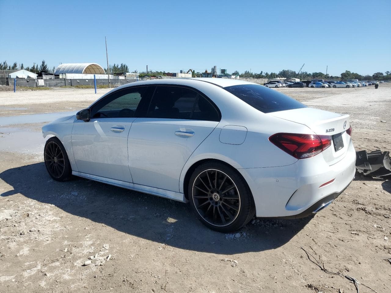 2020 Mercedes-Benz A 220 - foto 2