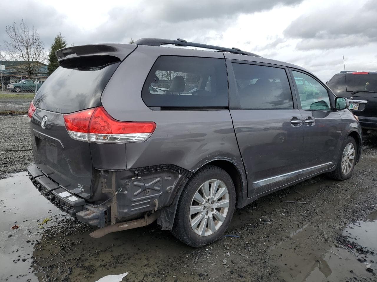 2013 Toyota Sienna Xle - foto 3