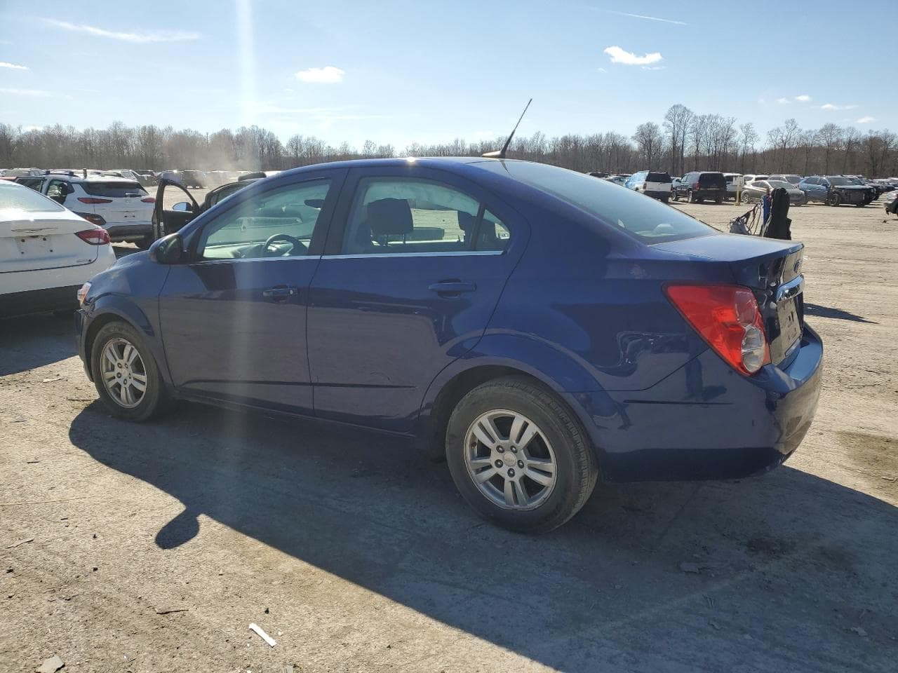 2013 Chevrolet Sonic Lt - foto 2