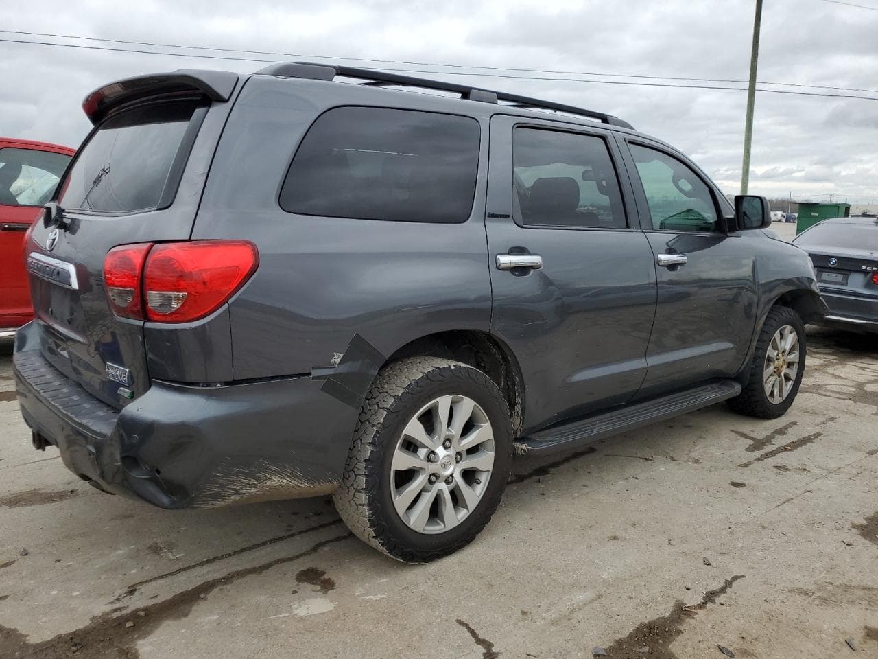 2012 Toyota Sequoia Limited - foto 3