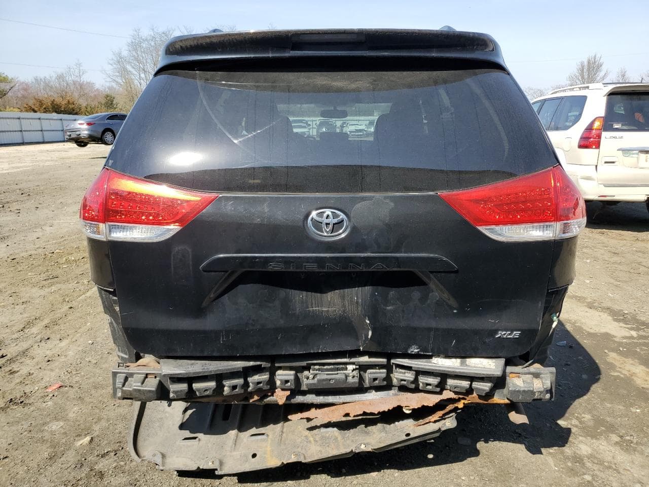 2013 Toyota Sienna Xle - foto 2
