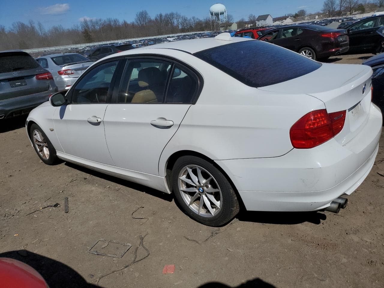 2010 BMW 328I - foto 2