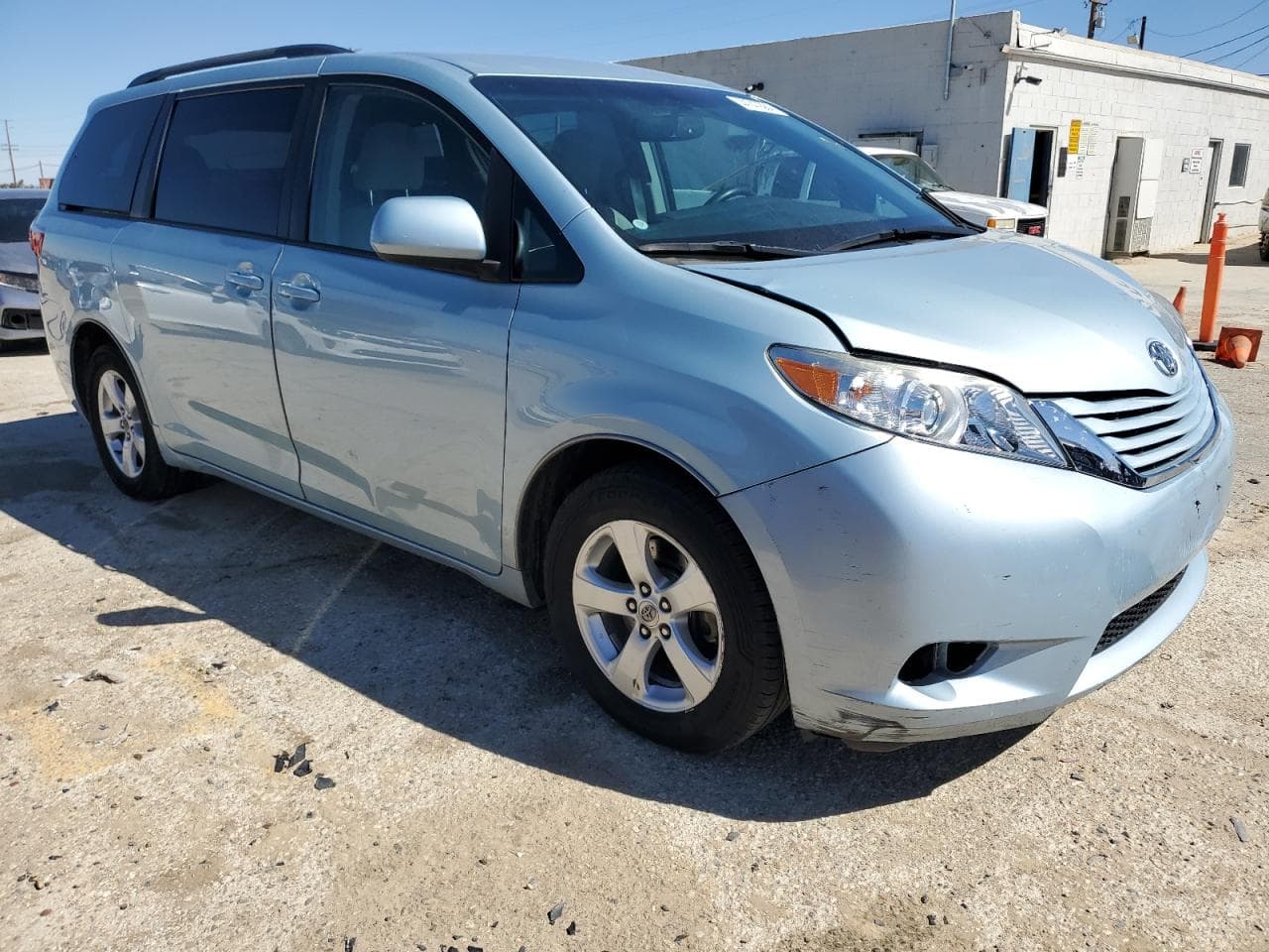 2017 Toyota Sienna Le 8 Passenger - foto 4