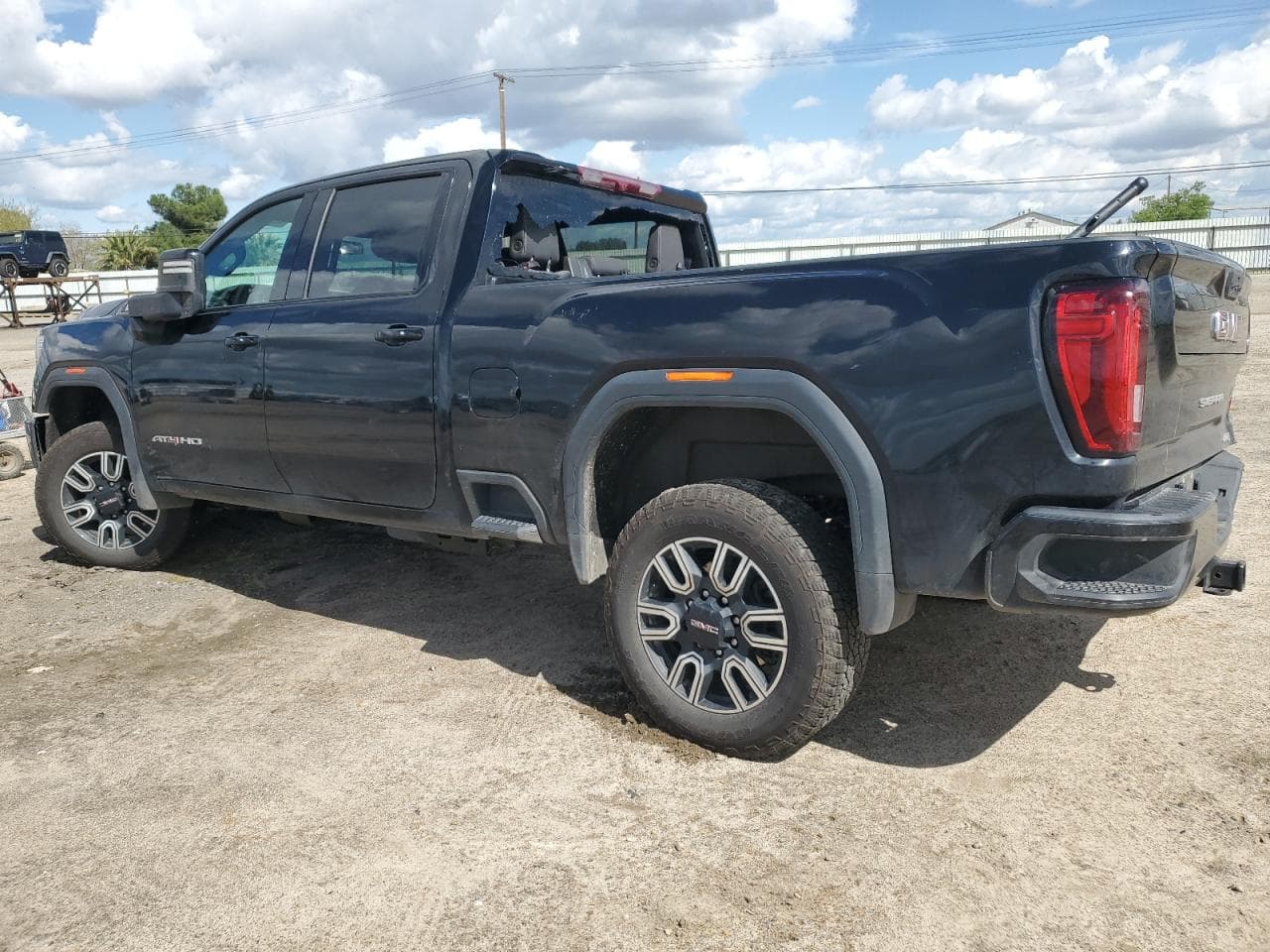2022 GMC Sierra K2500 At4 - foto 2