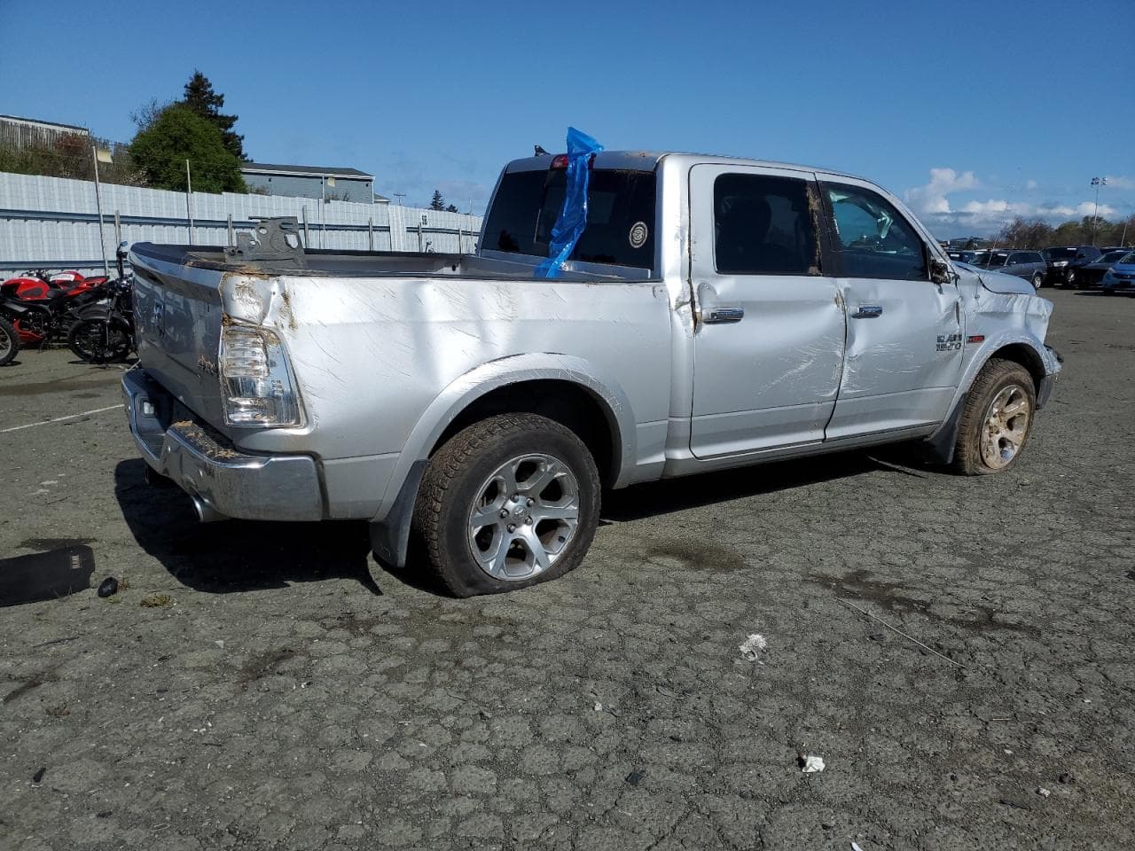 2017 Ram 1500 Laramie - foto 4