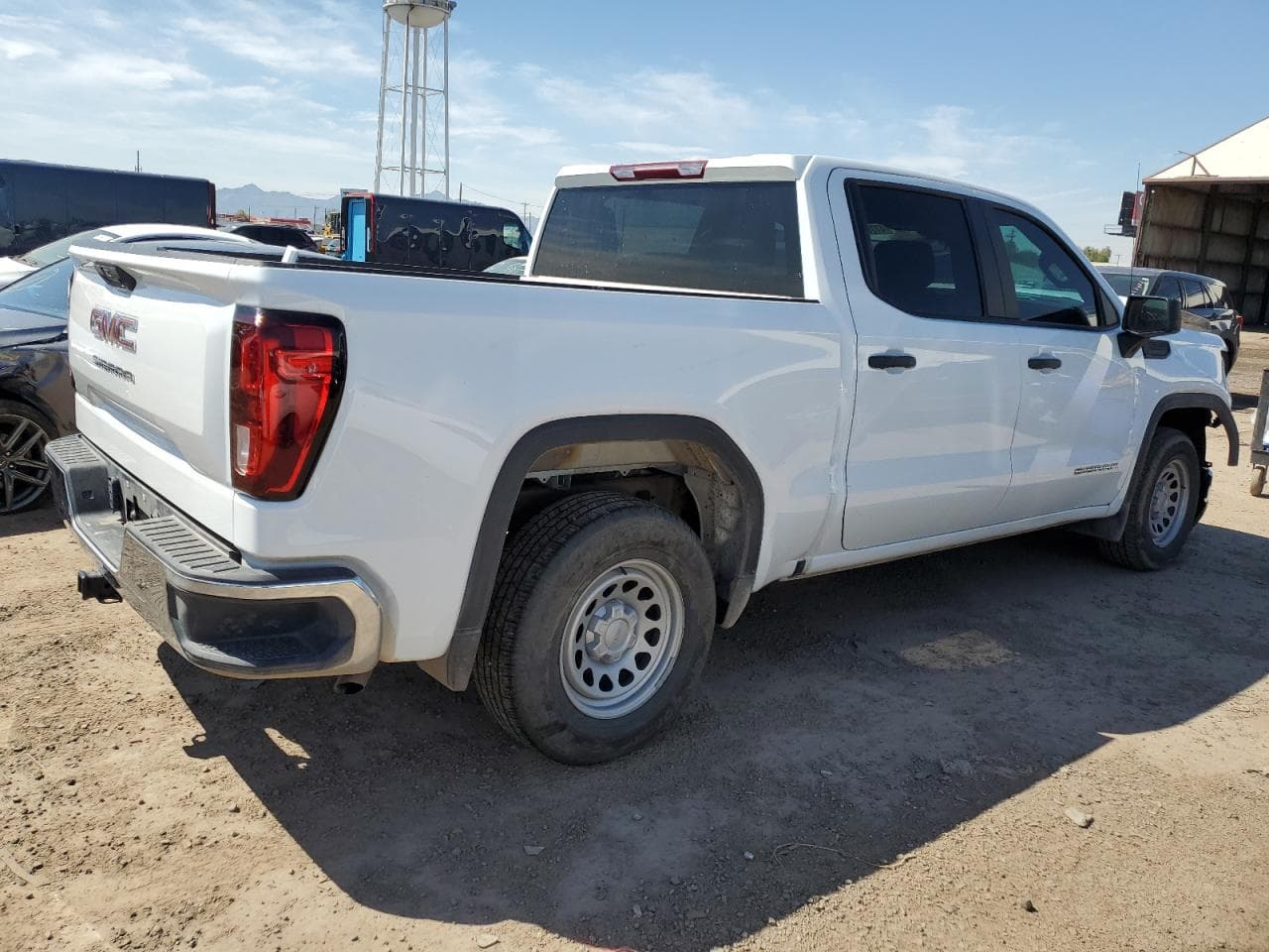 2022 GMC Sierra C1500 - foto 3