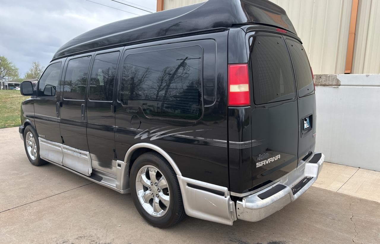 2003 GMC Savana Cutaway Standard/Standard W/C7L/C7N - foto 3
