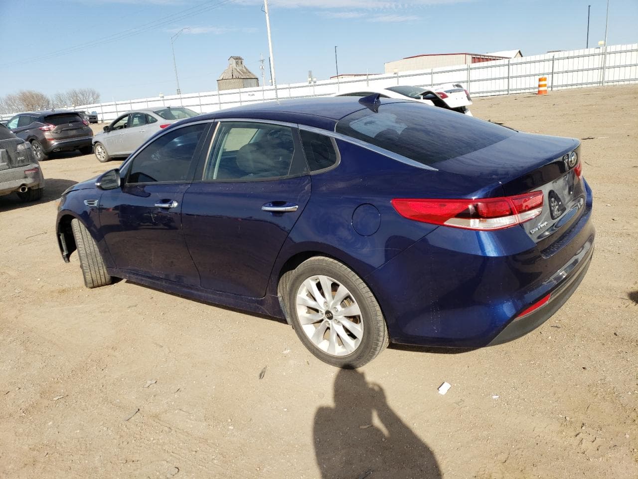 2017 Kia Optima Lx - foto 2