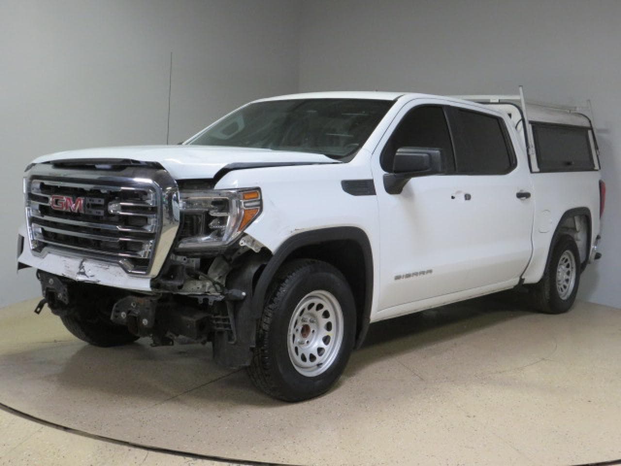 2021 GMC Sierra C1500 - foto 2