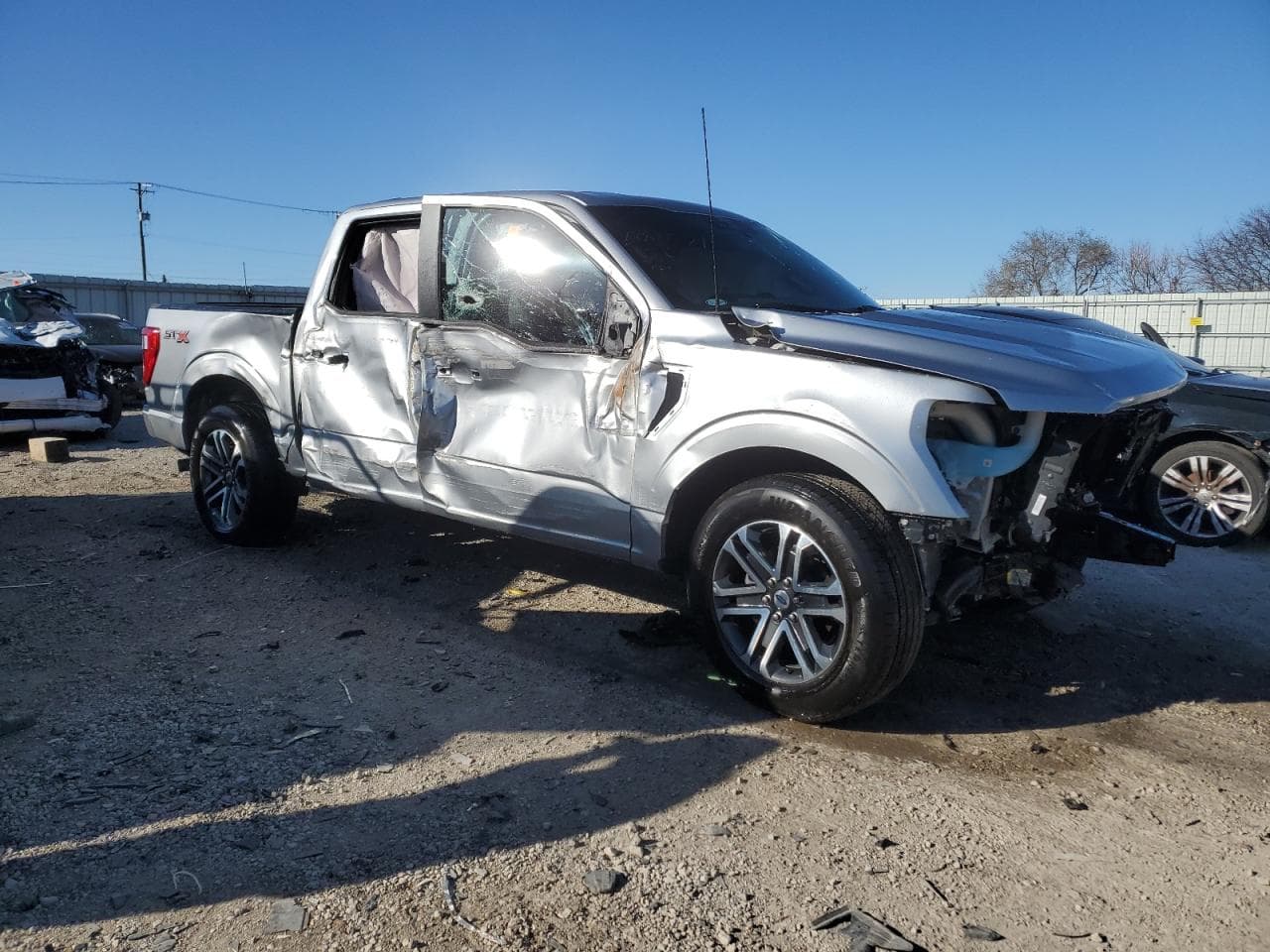 2022 Ford F150 Supercrew - foto 4