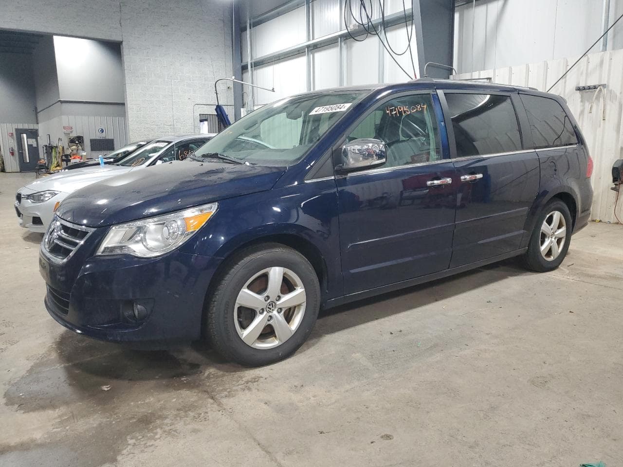 2013 Volkswagen Routan Sel Premium