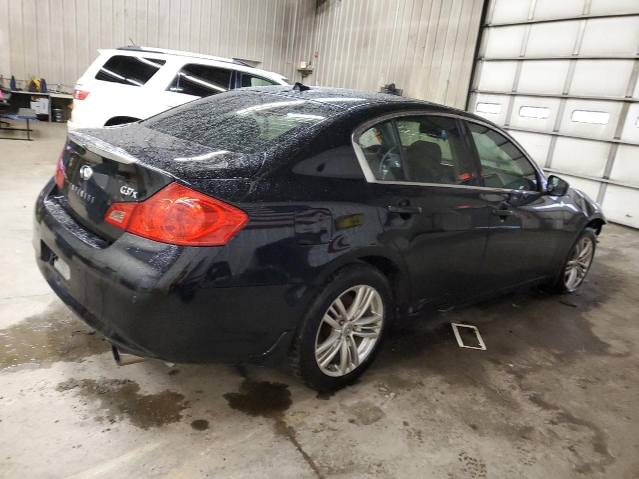2010 Infiniti G37 - foto 3
