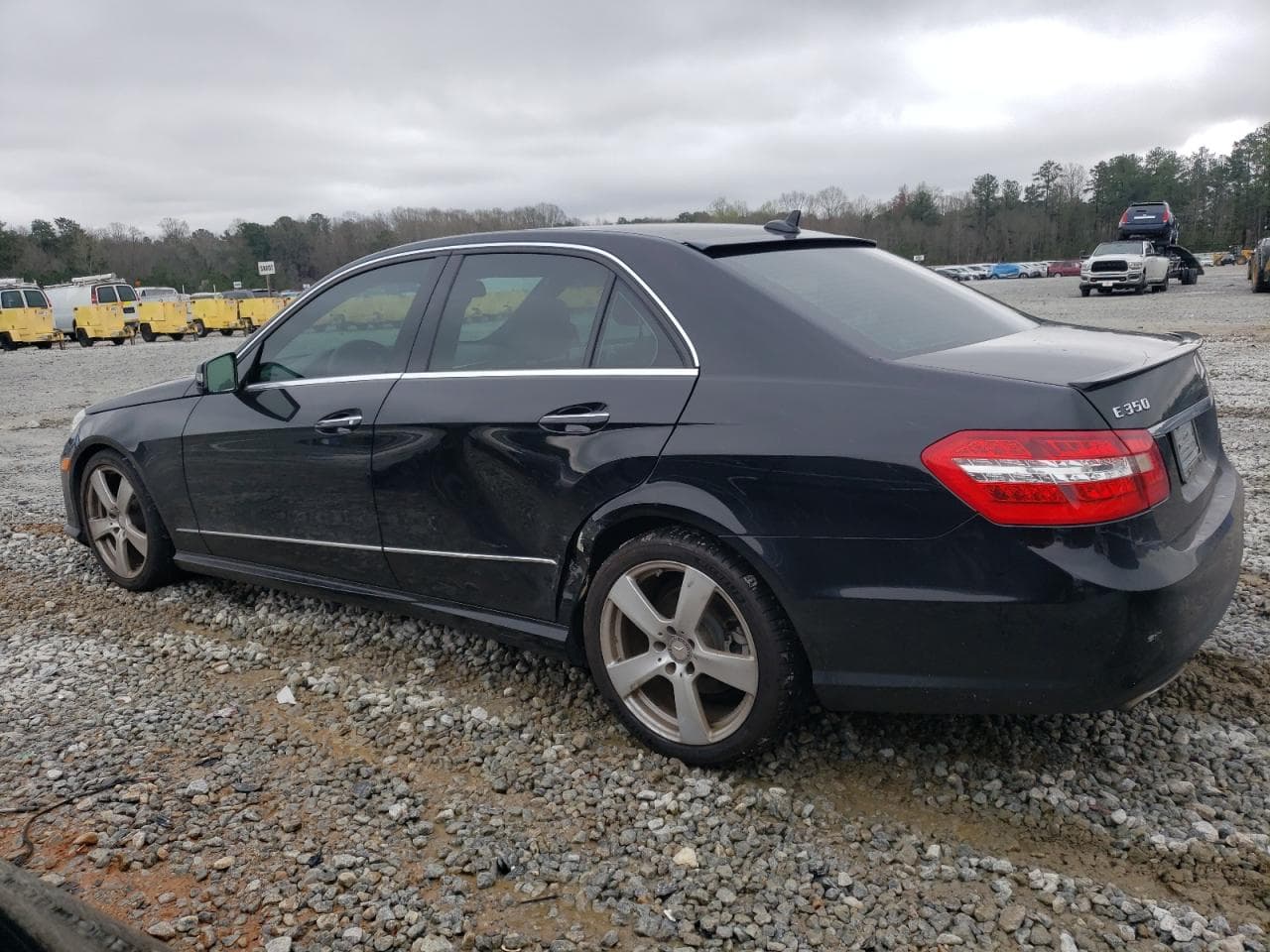 2011 Mercedes-Benz E 350 - foto 2