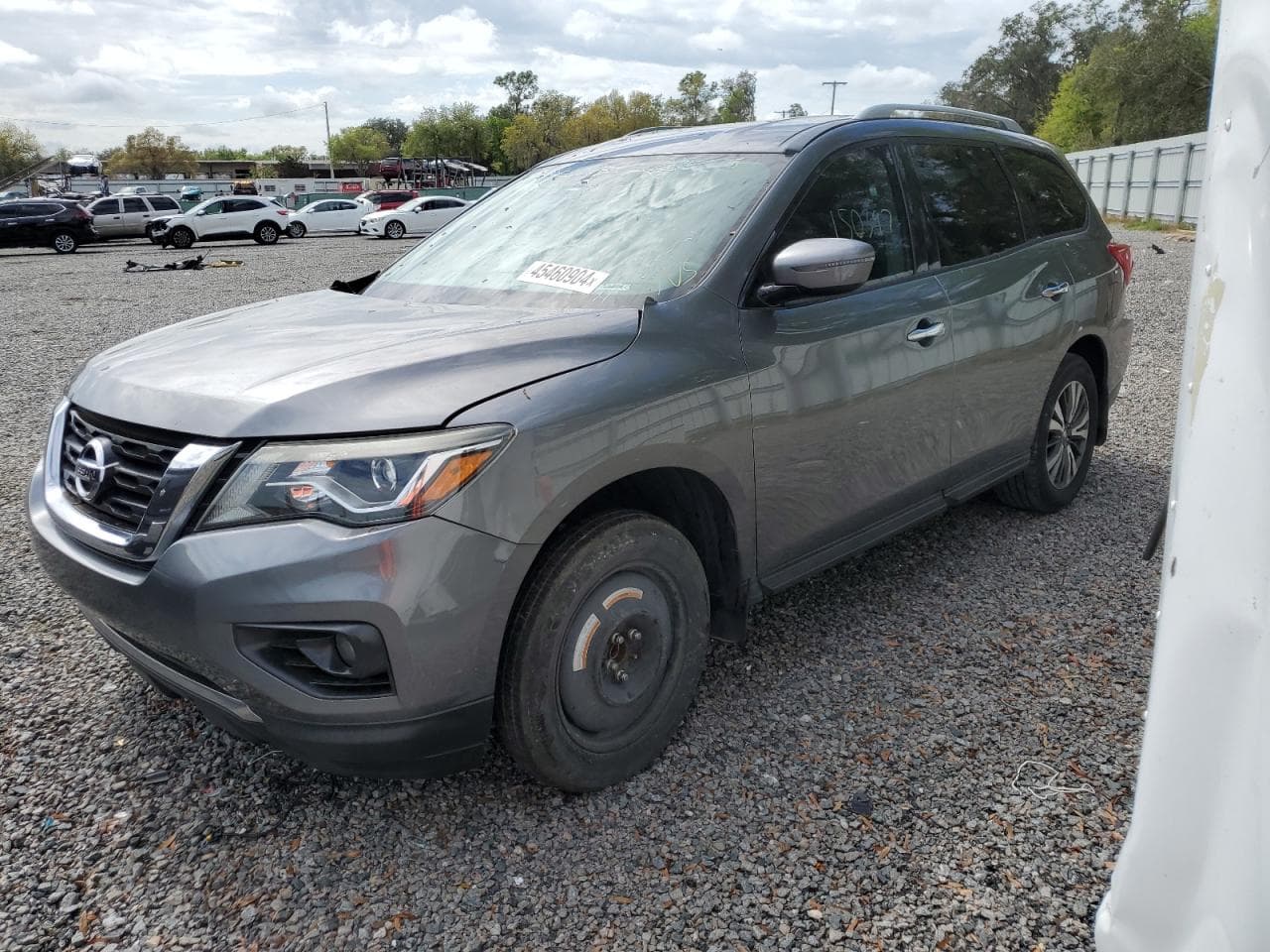 2017 Nissan Pathfinder Sv