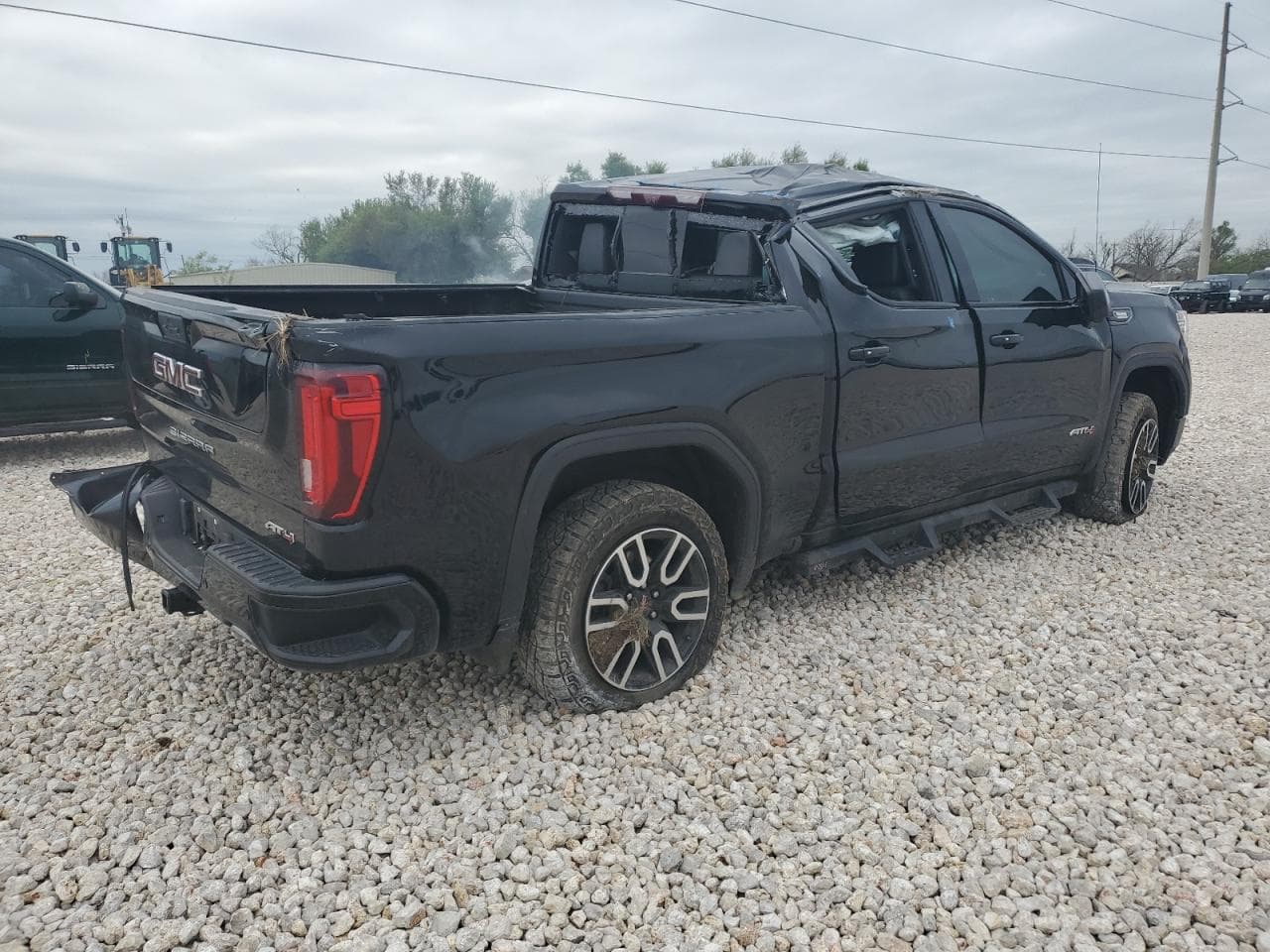 2021 GMC Sierra K1500 At4 - foto 3