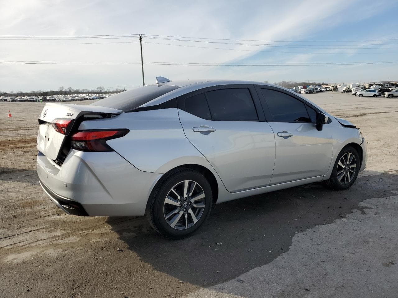 2021 Nissan Versa Sv - foto 3