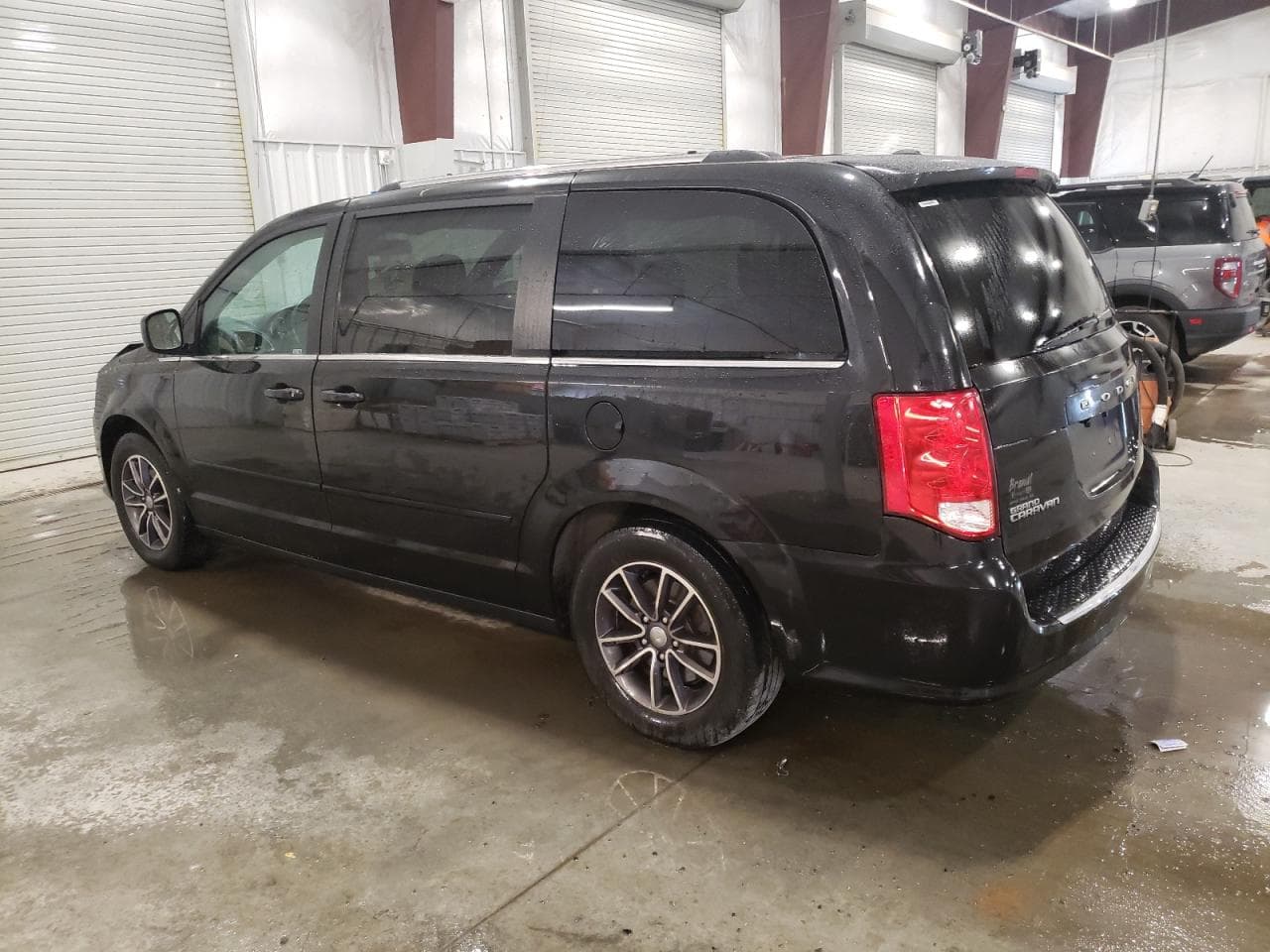 2017 Dodge Grand Caravan Sxt - foto 2