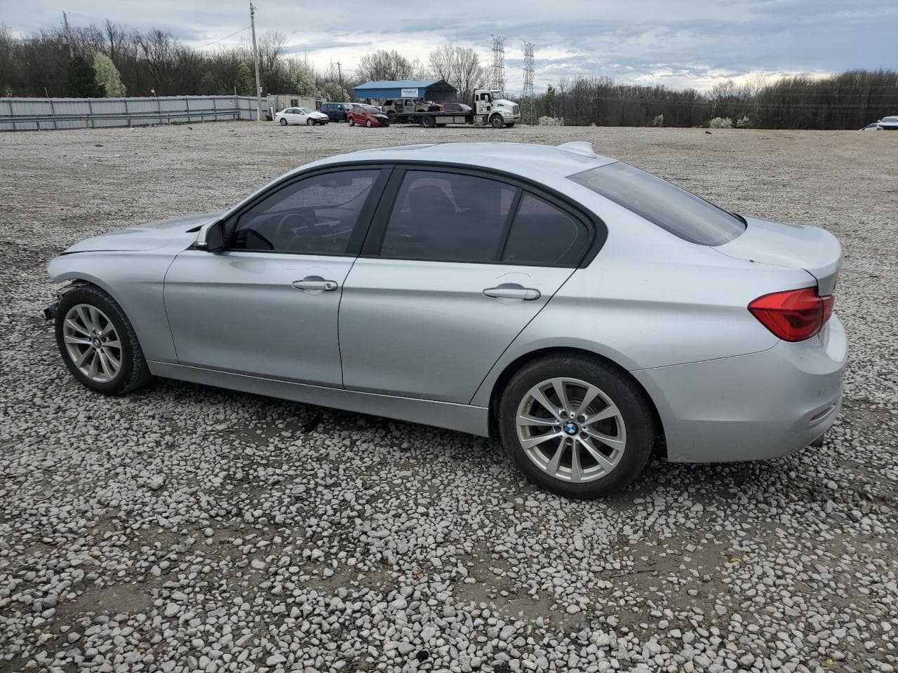 2017 BMW 320 I - foto 2