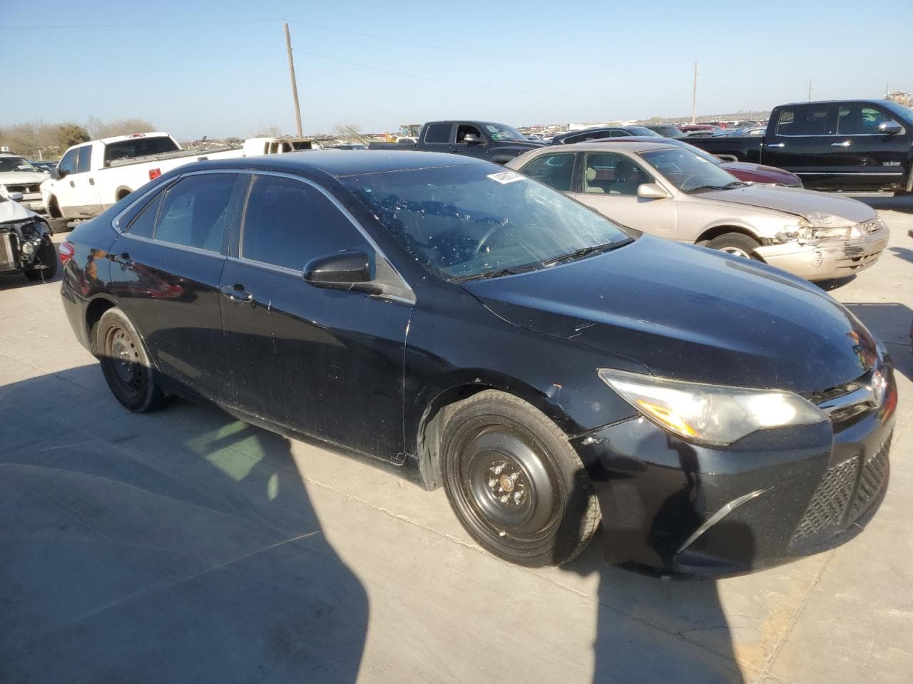 2017 Toyota Camry Le - foto 4