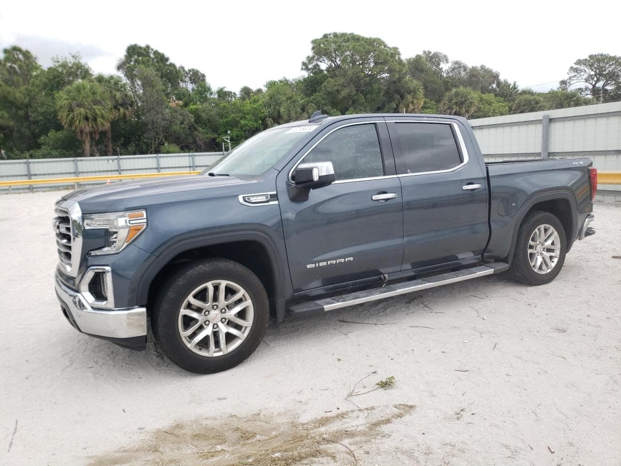 2020 GMC Sierra K1500 Slt