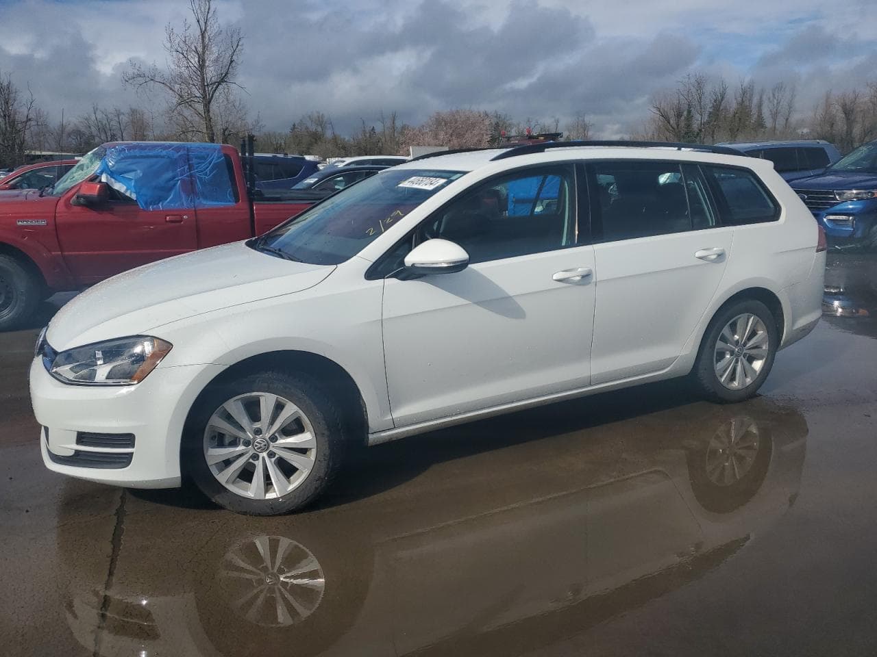 2017 Volkswagen Golf Sportwagen Tsi S
