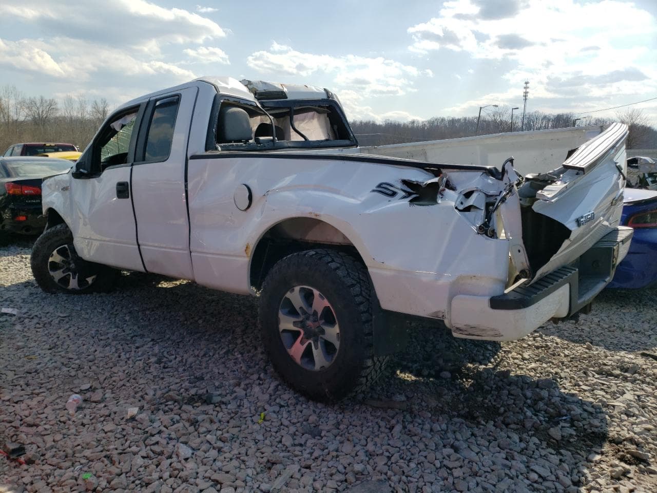 2014 Ford F150 Super Cab - foto 2