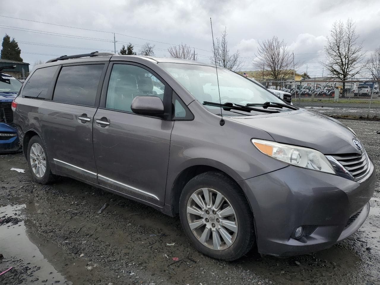 2013 Toyota Sienna Xle - foto 4