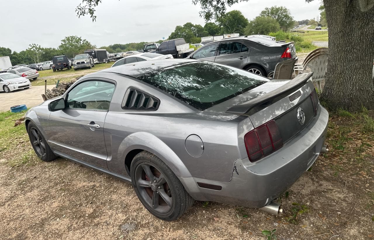 2007 Ford Mustang - foto 3
