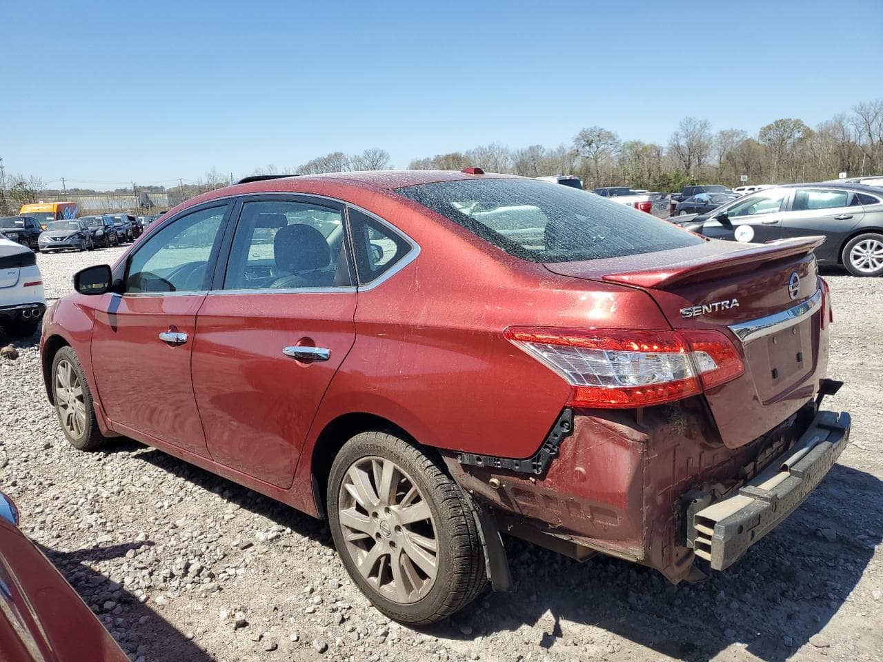 2015 Nissan Sentra S - foto 2