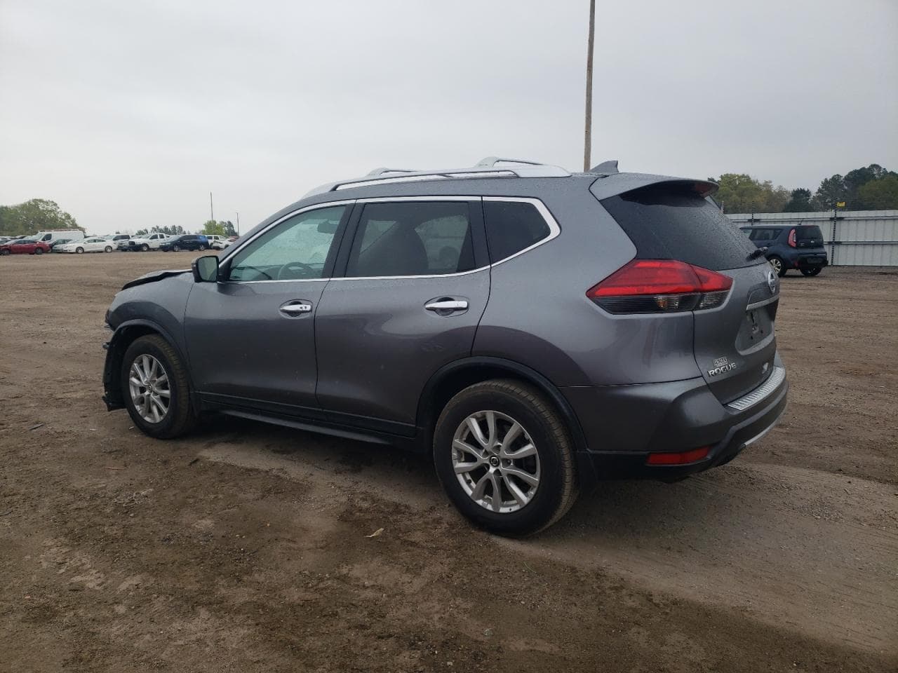 2017 Nissan Rogue Sv - foto 2