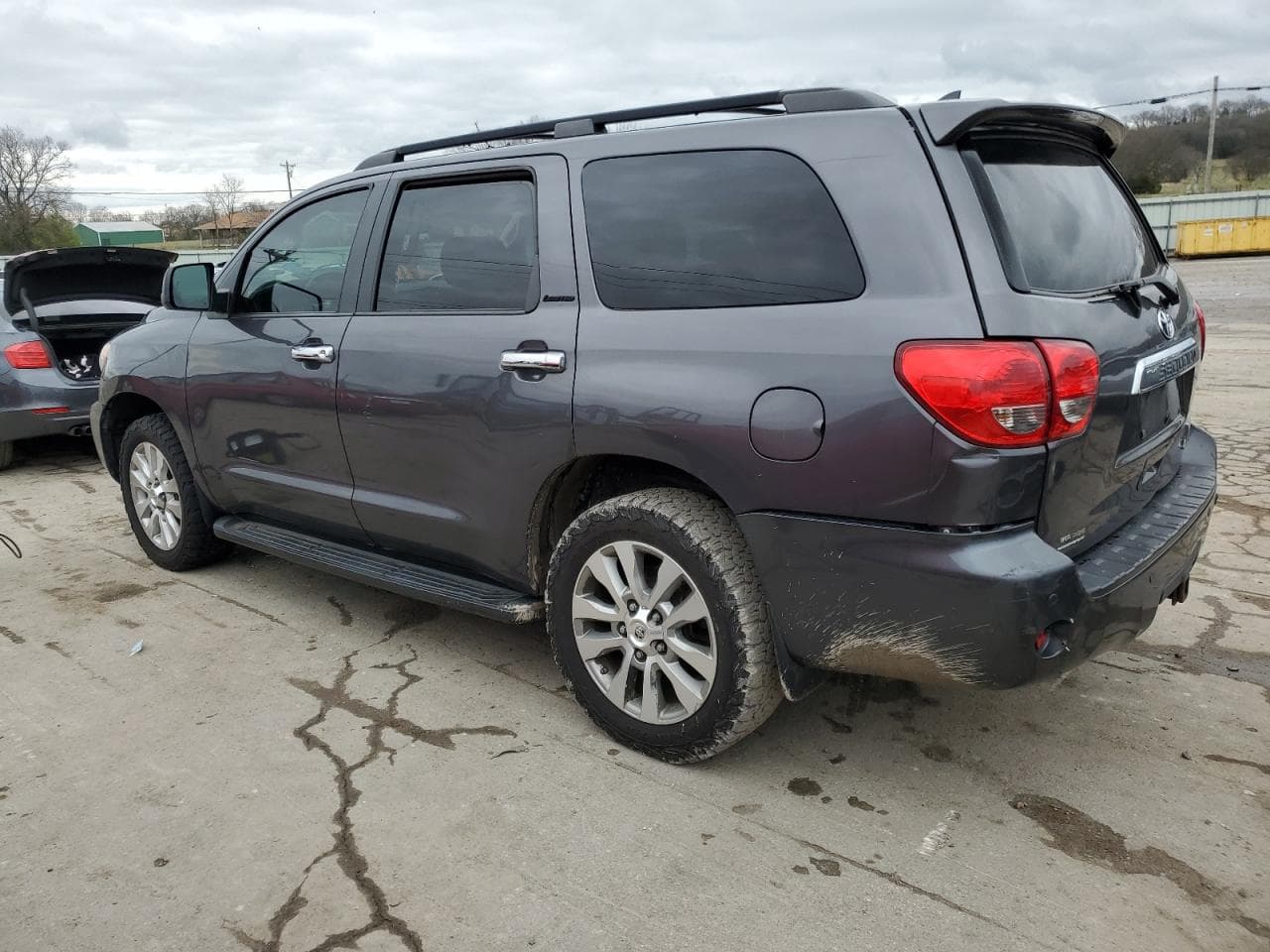 2012 Toyota Sequoia Limited - foto 2