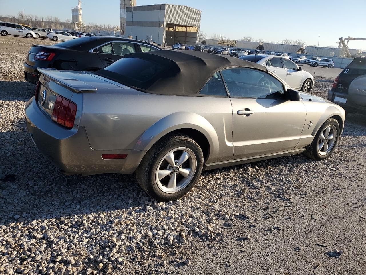 2008 Ford Mustang - foto 3
