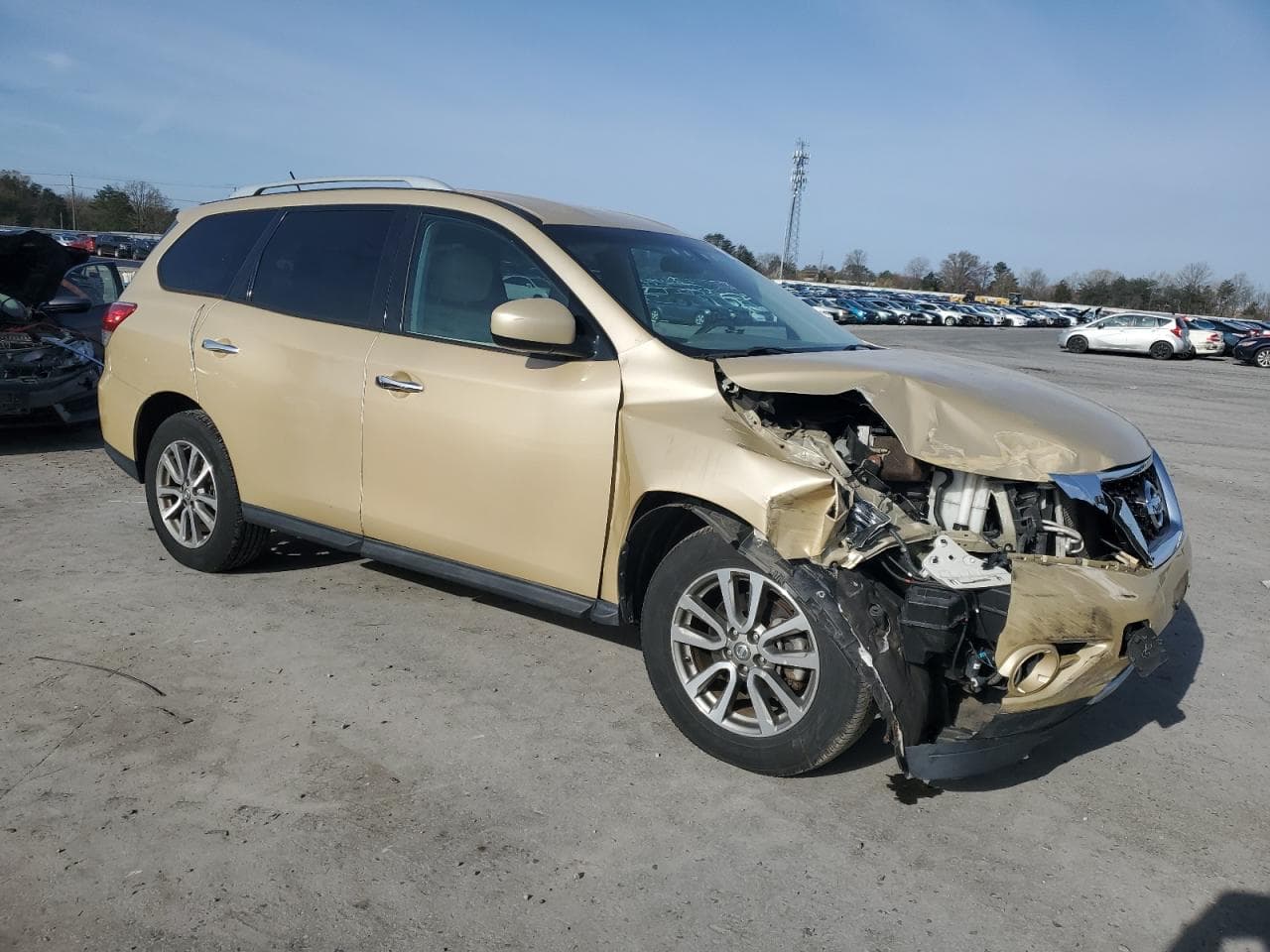 2013 Nissan Pathfinder Sv - foto 4