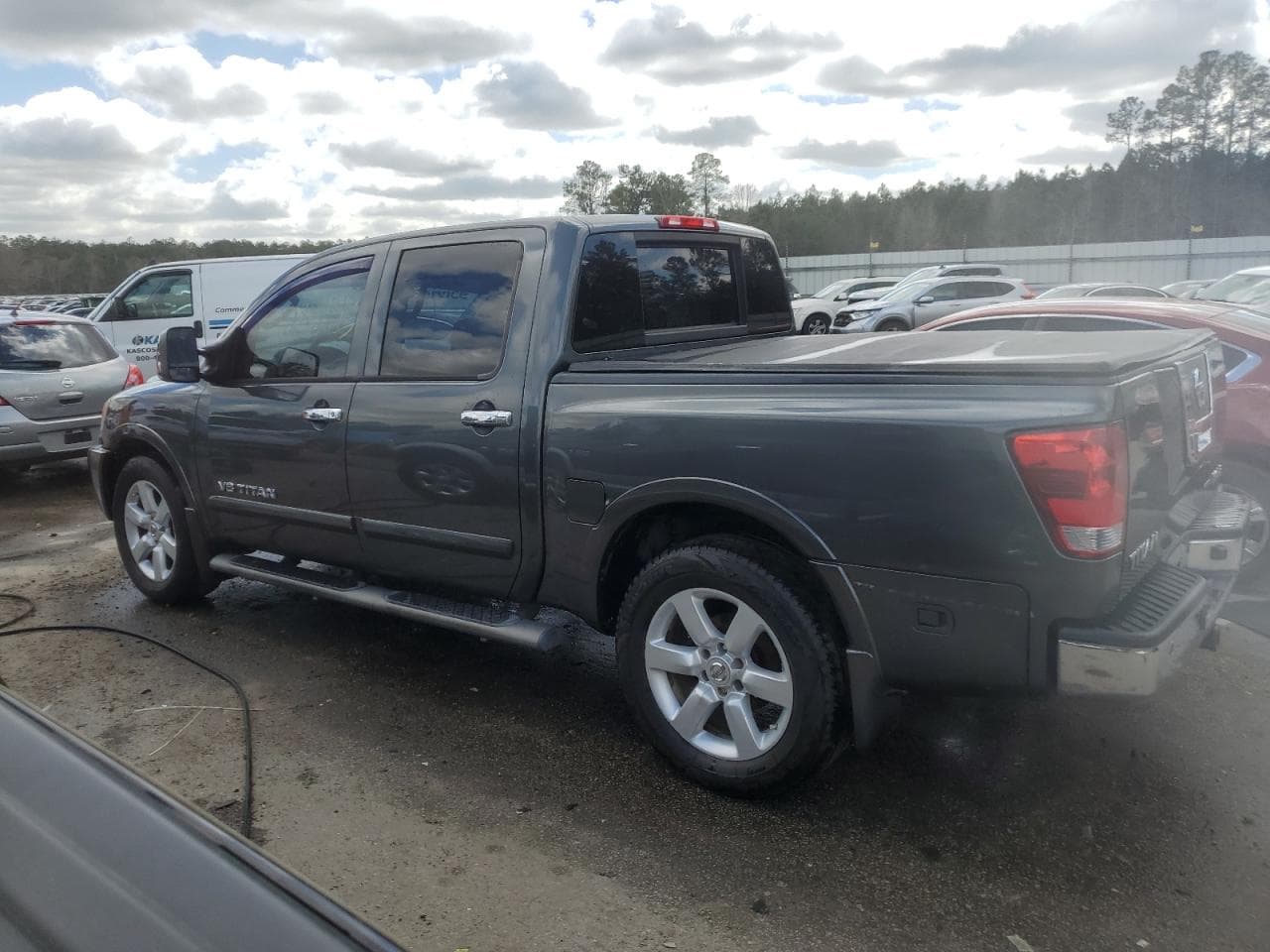2010 Nissan Titan Se - foto 2