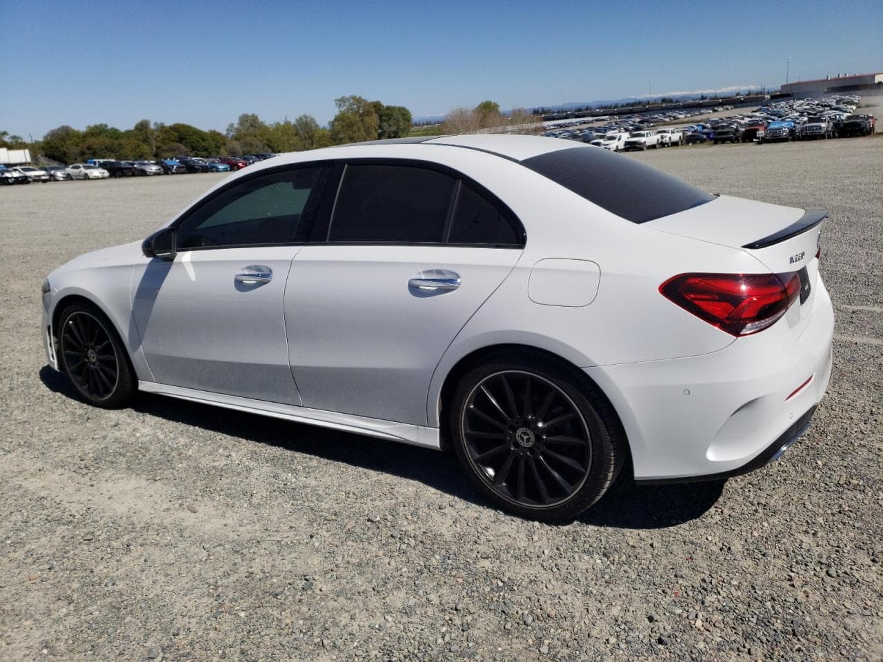 2020 Mercedes-Benz A 220 - foto 2