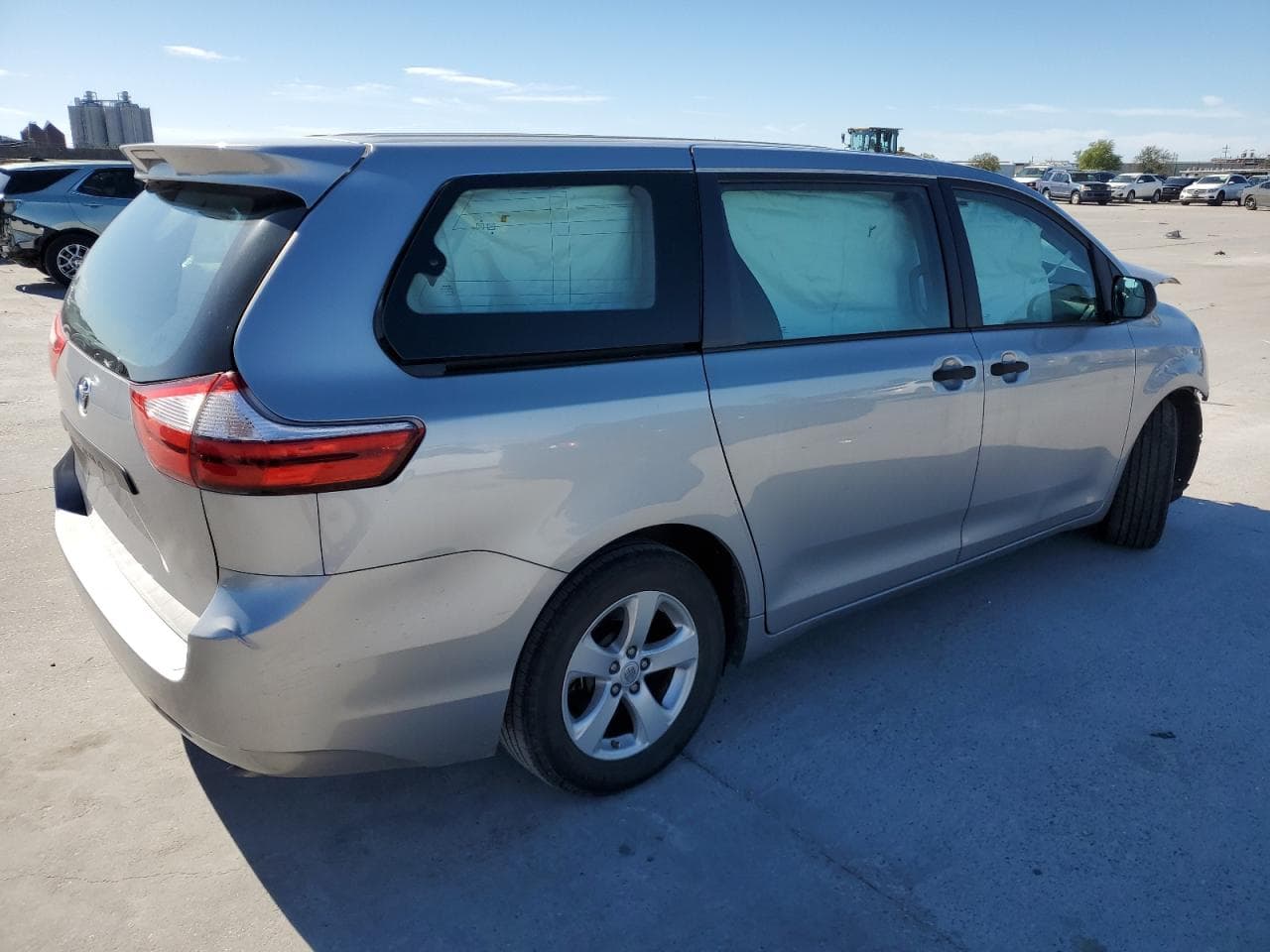 2016 Toyota Sienna L 7 Passenger - foto 3