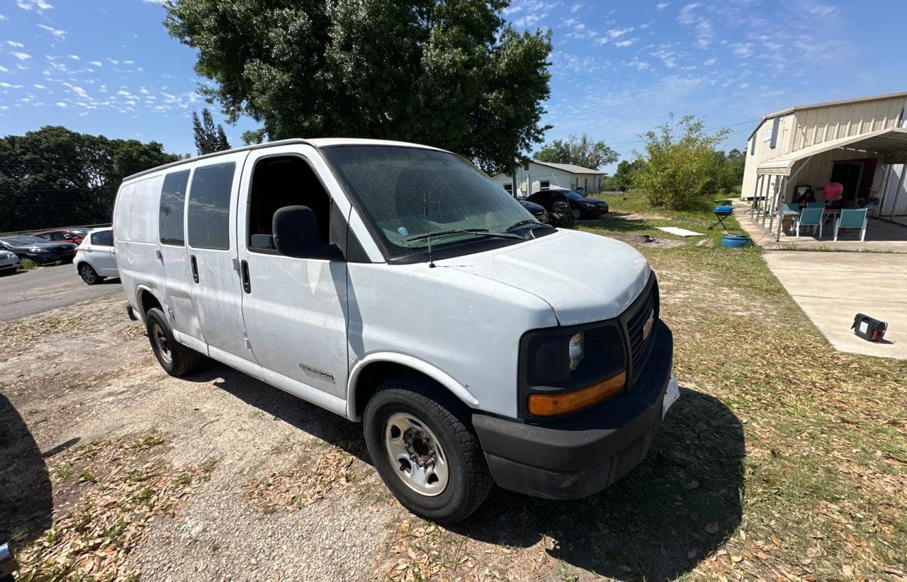 2003 GMC Savana G3500 - foto 2