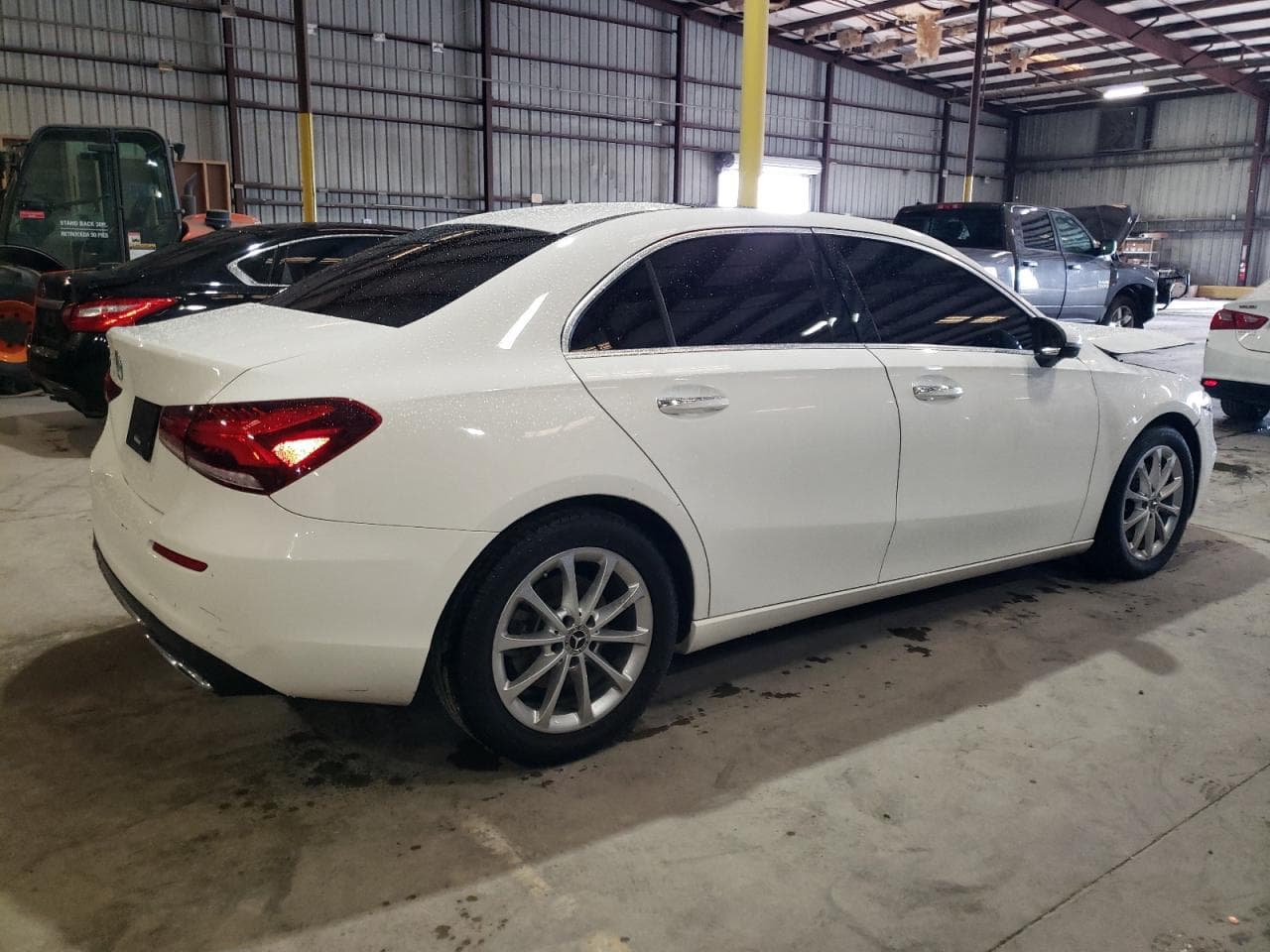 2021 Mercedes-Benz A 220 - foto 3