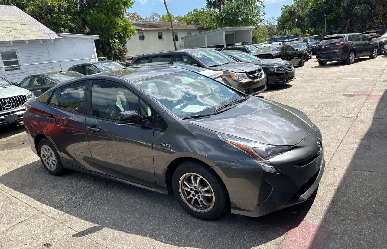 2016 Toyota Prius