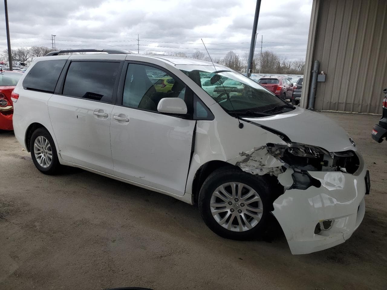 2013 Toyota Sienna Xle - foto 4