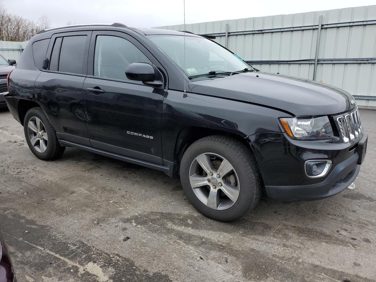 2017 Jeep Compass Latitude - foto 4