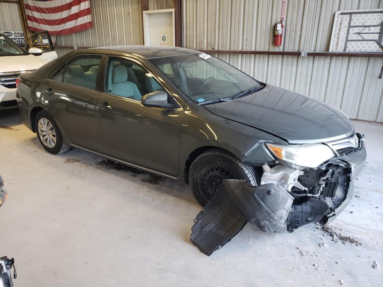 2012 Toyota Camry-Le - foto 4