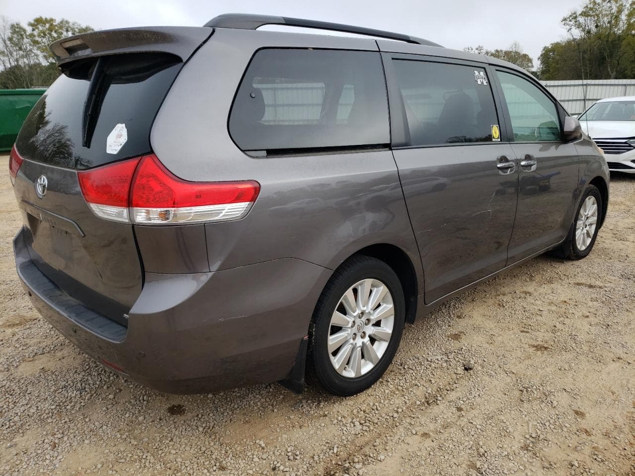 2013 Toyota Sienna Xle - foto 3