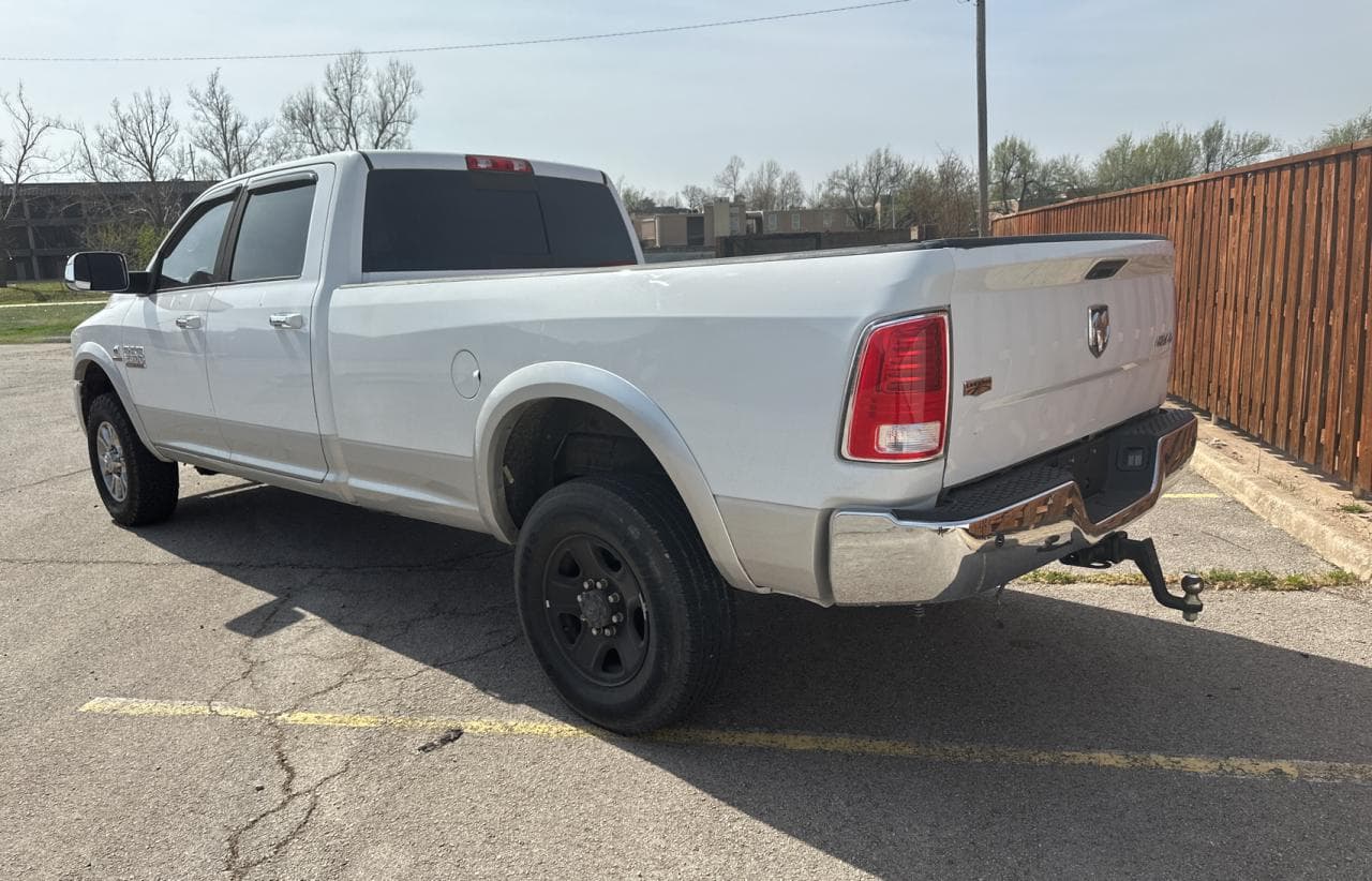 2015 Ram 2500 Laramie - foto 3