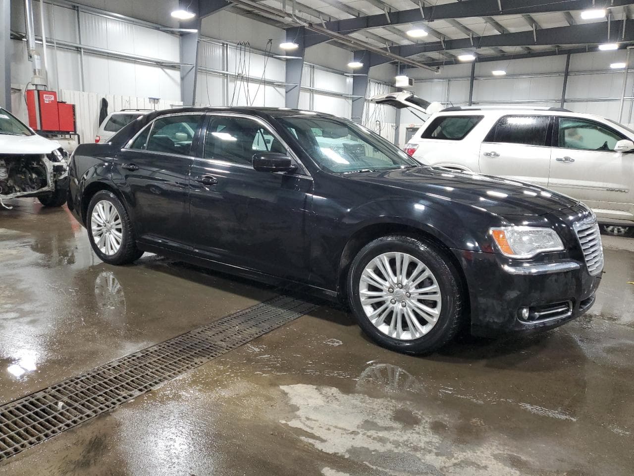 2014 Chrysler 300 - foto 4