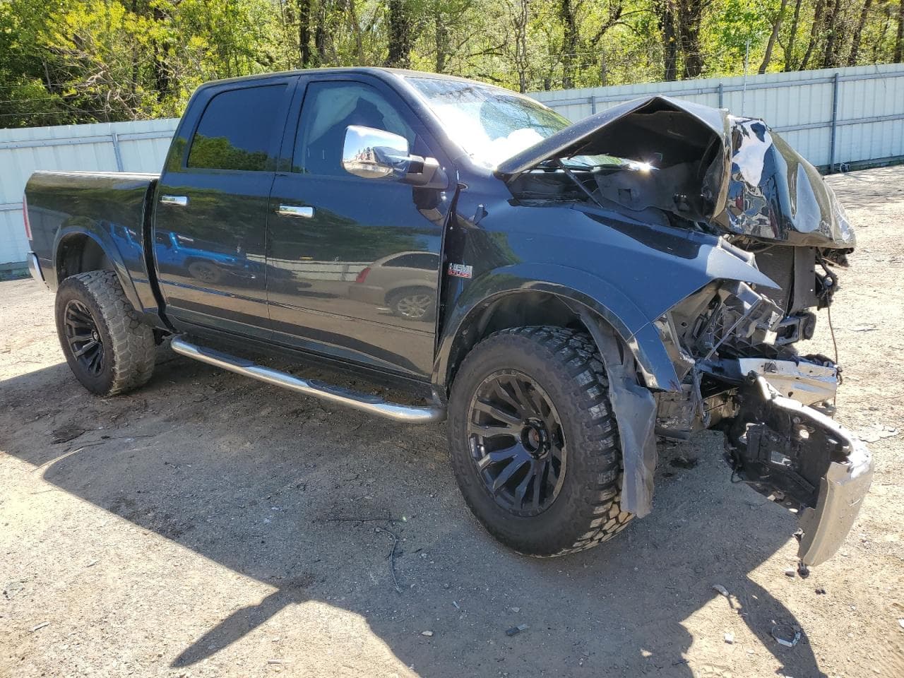 2017 Ram 1500 Laramie - foto 4