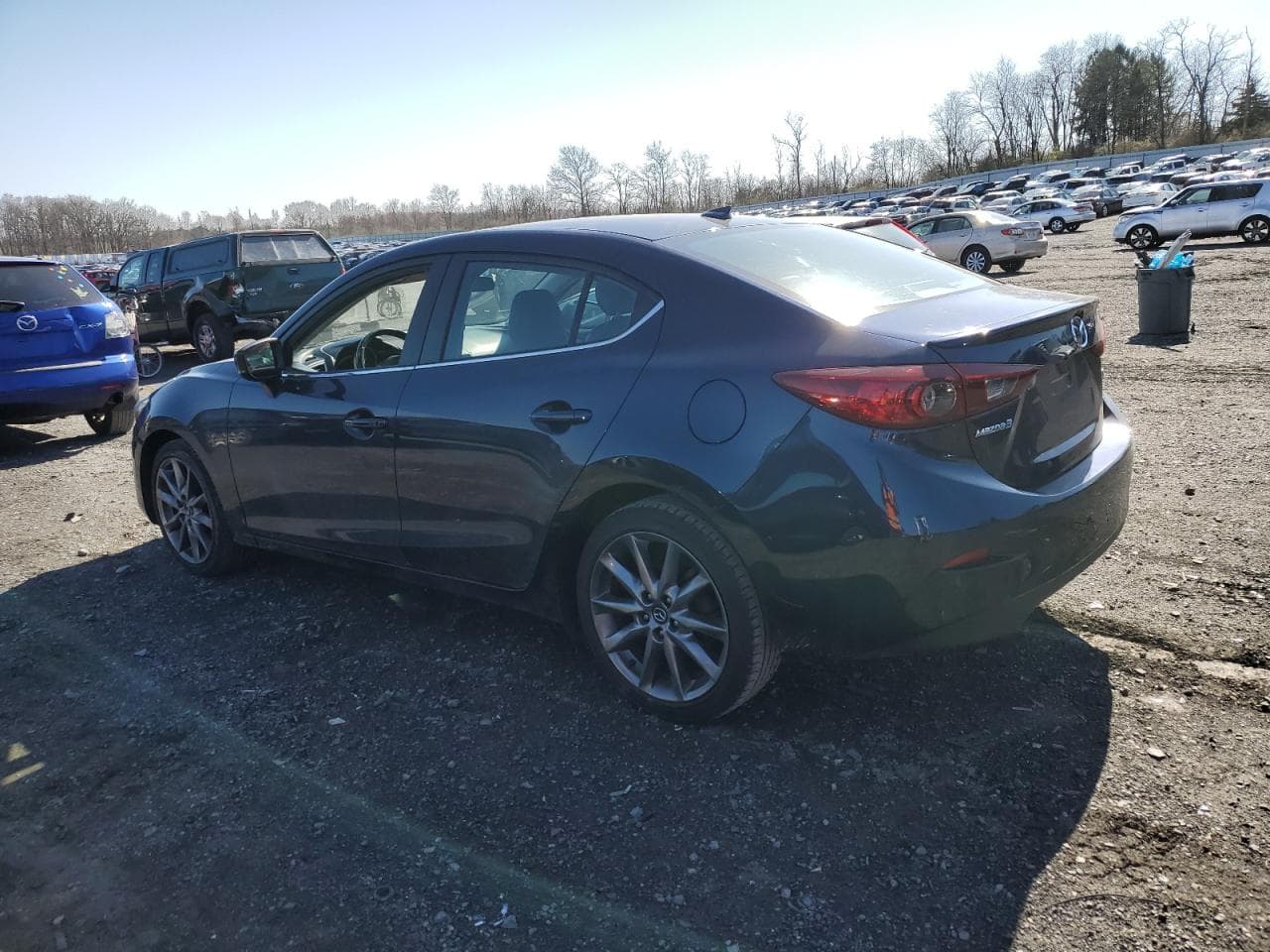 2018 Mazda 3 Touring - foto 2