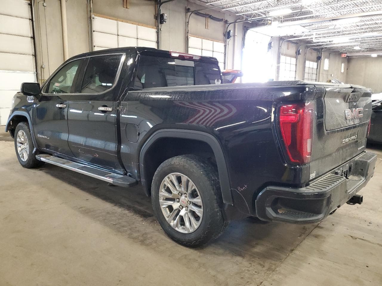 2021 GMC Sierra K1500 Denali - foto 2