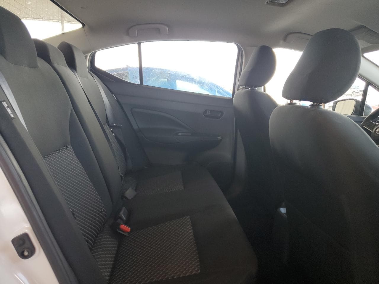 2020 Nissan Versa S - foto 2