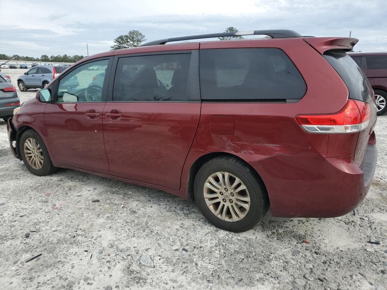 2013 Toyota Sienna Xle - foto 2